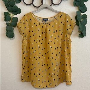 ModCloth Retro Yellow Raindrop Print Top✨